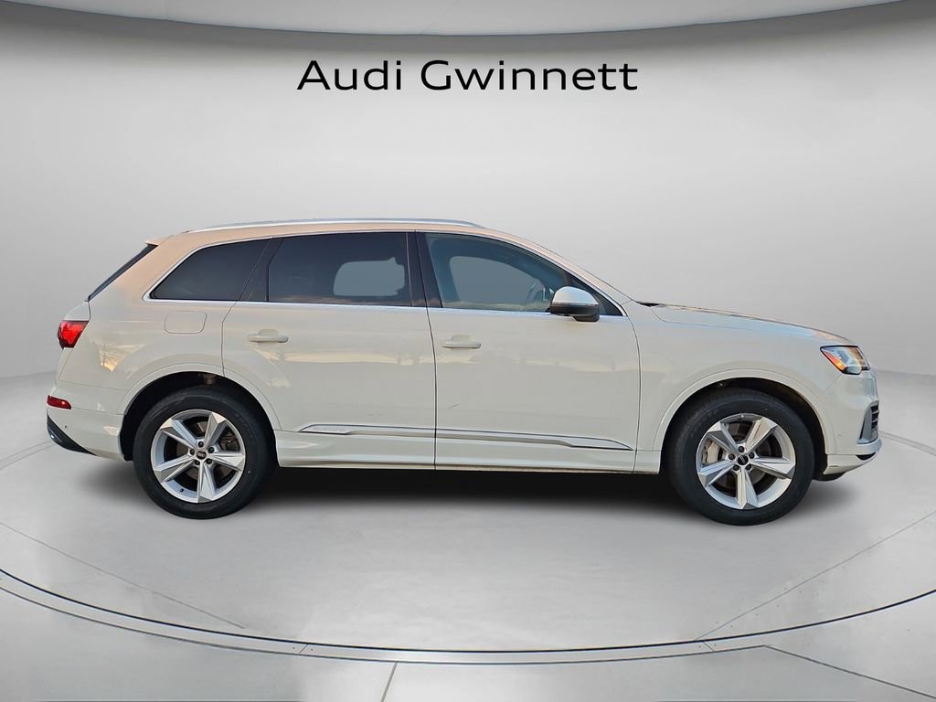 Used 2021 Audi Q7 2.0T Premium w/ Convenience Package image 4
