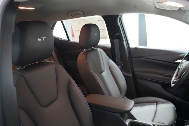 New 2026 Buick Encore GX Sport Touring w/ Advanced Technology Package AWD/4WD image 21