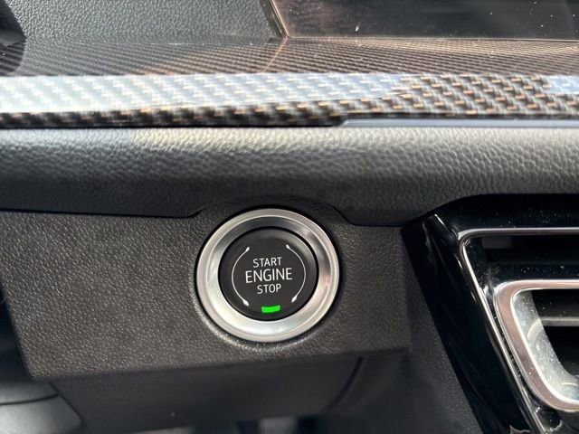 Used 2025 Chevrolet Traverse High Country AWD/4WD image 19