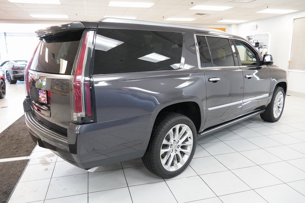 Used 2017 Cadillac Escalade ESV Premium Luxury image 10
