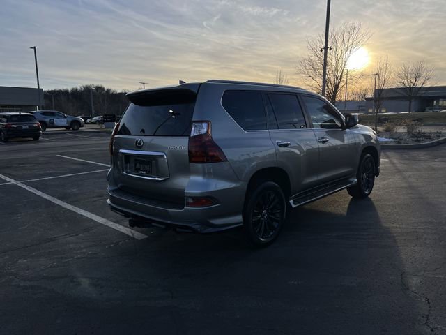 Used 2020 Lexus GX 460 Premium image 3