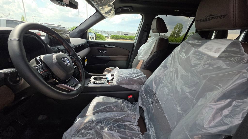 New 2026 Honda Pilot TrailSport image 11