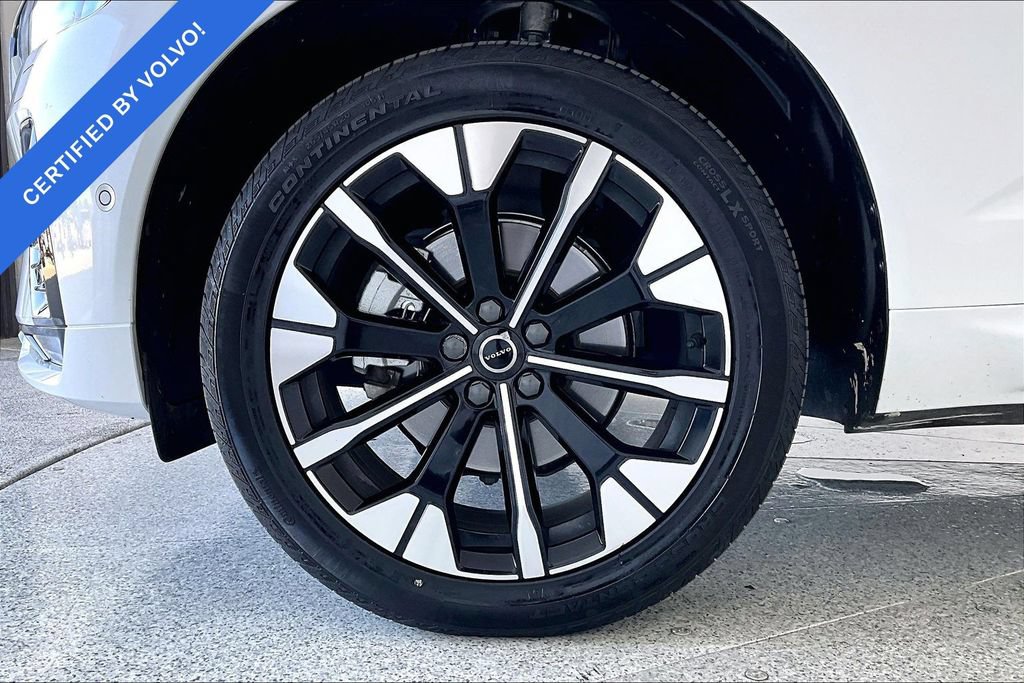 Certified 2026 Volvo XC60 B5 Plus AWD/4WD image 10