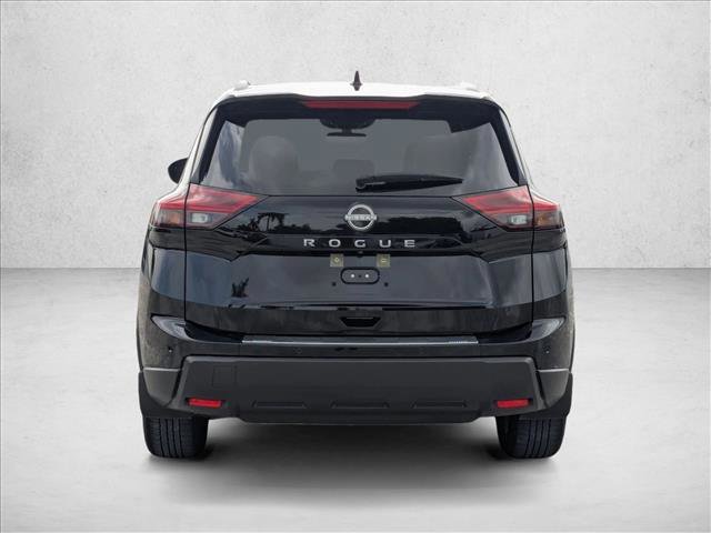 Certified 2025 Nissan Rogue SV w/ SV Premium Package FWD image 6