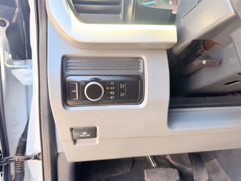 Used 2025 Ford F250 XL AWD/4WD image 11