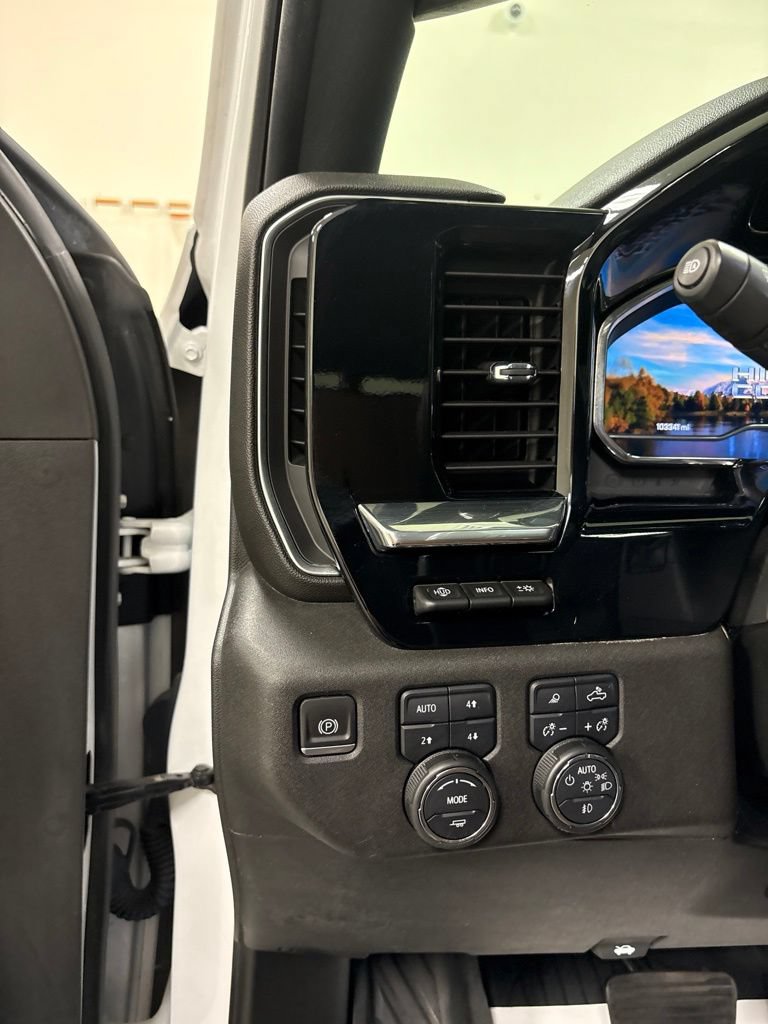 Used 2024 Chevrolet Silverado 2500 High Country w/ High Country Premium Package AWD/4WD image 11