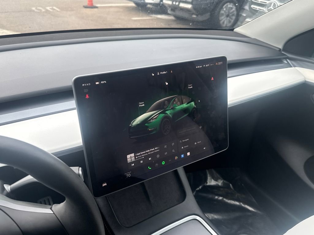 Used 2024 Tesla Model Y Performance image 16