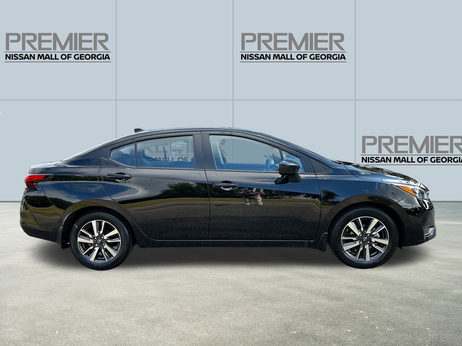 New 2025 Nissan Versa SV w/ Trunk Package image 4