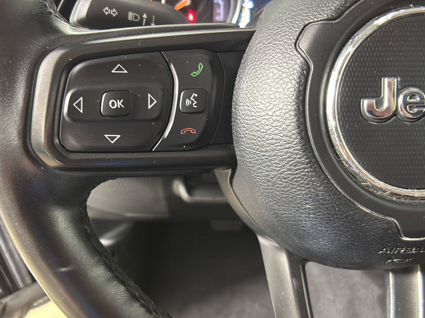 Used 2021 Jeep Wrangler Unlimited Sport AWD/4WD image 31