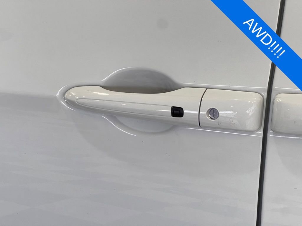 Used 2022 Chrysler Pacifica Touring-L image 7