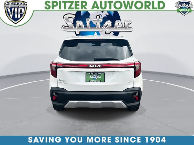 Used 2024 Kia Seltos LX AWD/4WD image 8
