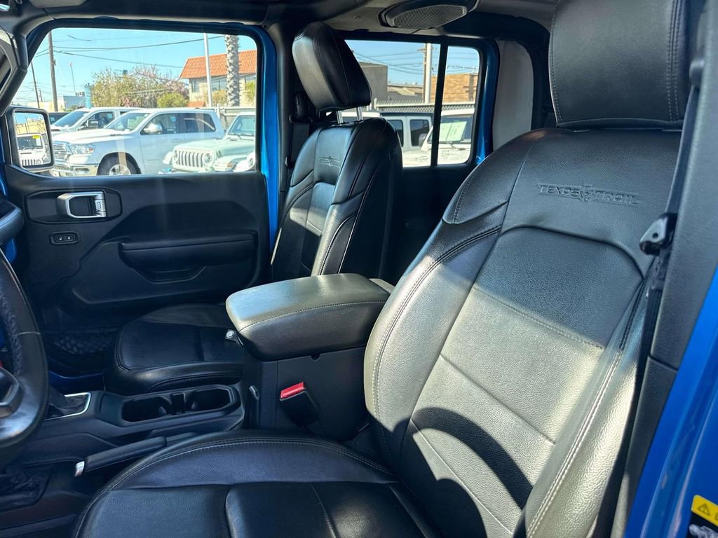 Used 2022 Jeep Gladiator Sport image 24