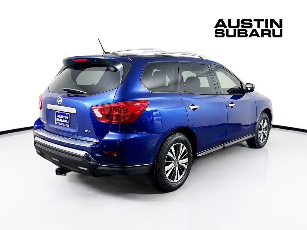 Used 2018 Nissan Pathfinder SV image 7