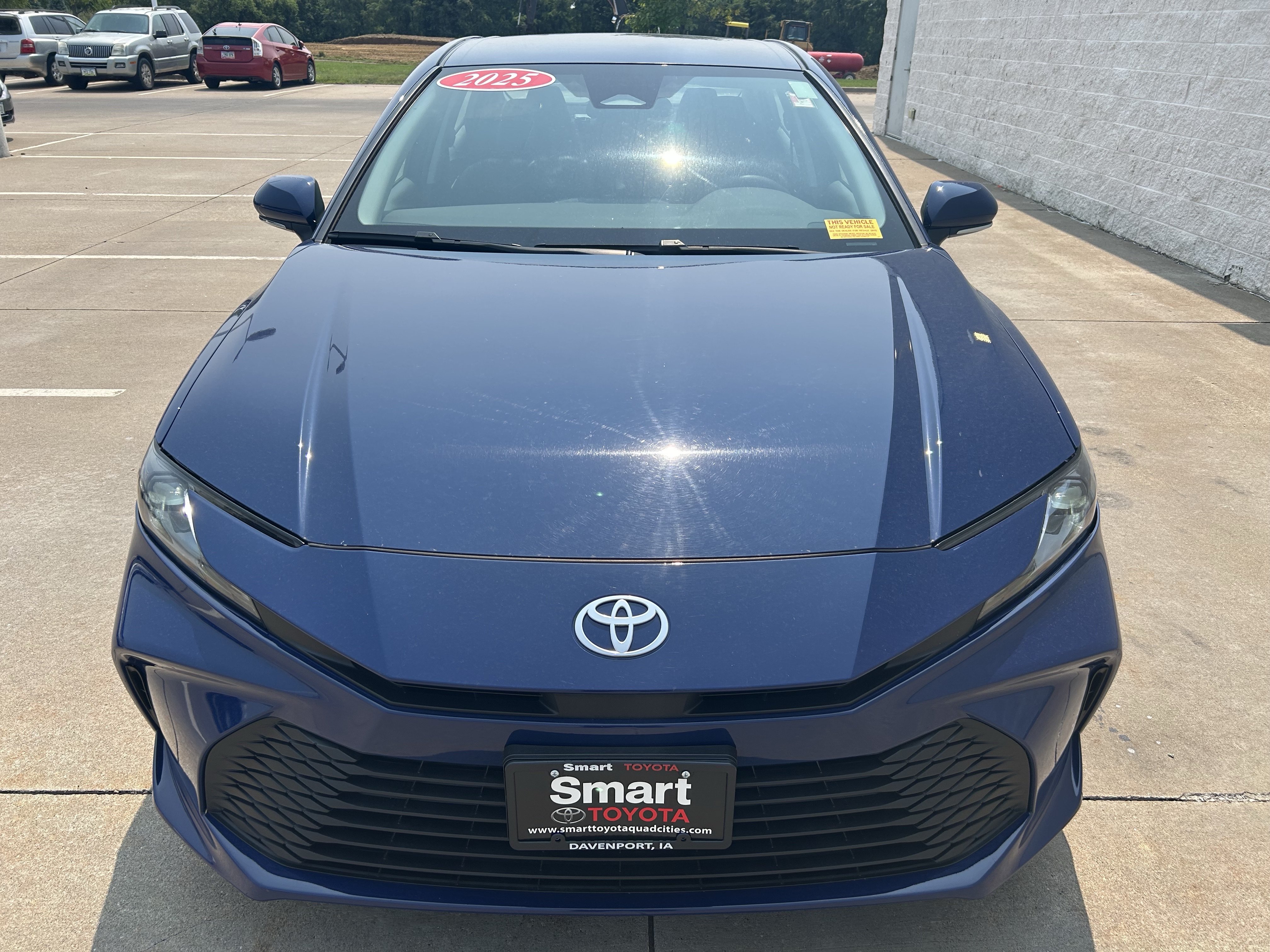Used 2025 Toyota Camry LE FWD image 2