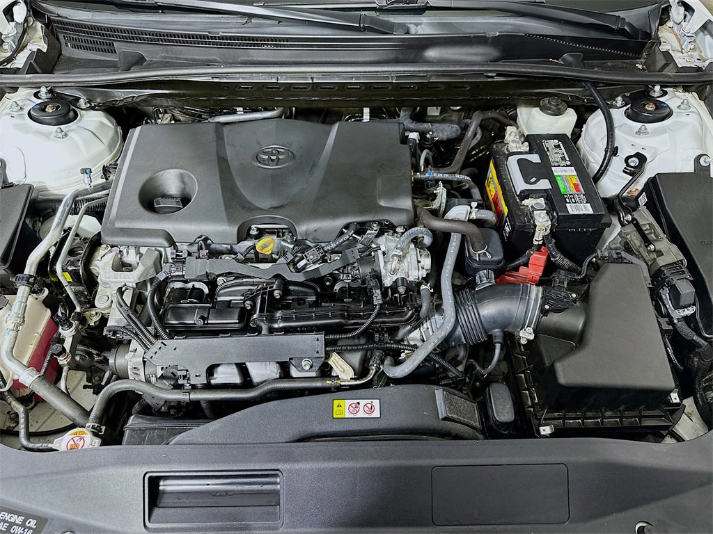 Used 2021 Toyota Camry XSE w/ Navigation Package image 9