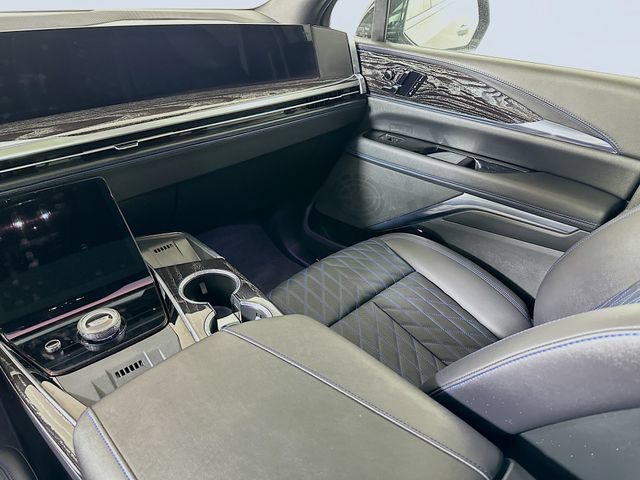 New 2025 Cadillac Escalade IQ Luxury 1 w/ Smart Trailering package AWD/4WD image 20