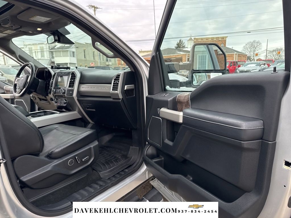 Used 2017 Ford F250 Lariat w/ Lariat Ultimate Package image 27