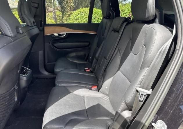 Used 2023 Volvo XC90 B6 Core w/ Protection Package Premier AWD/4WD image 5