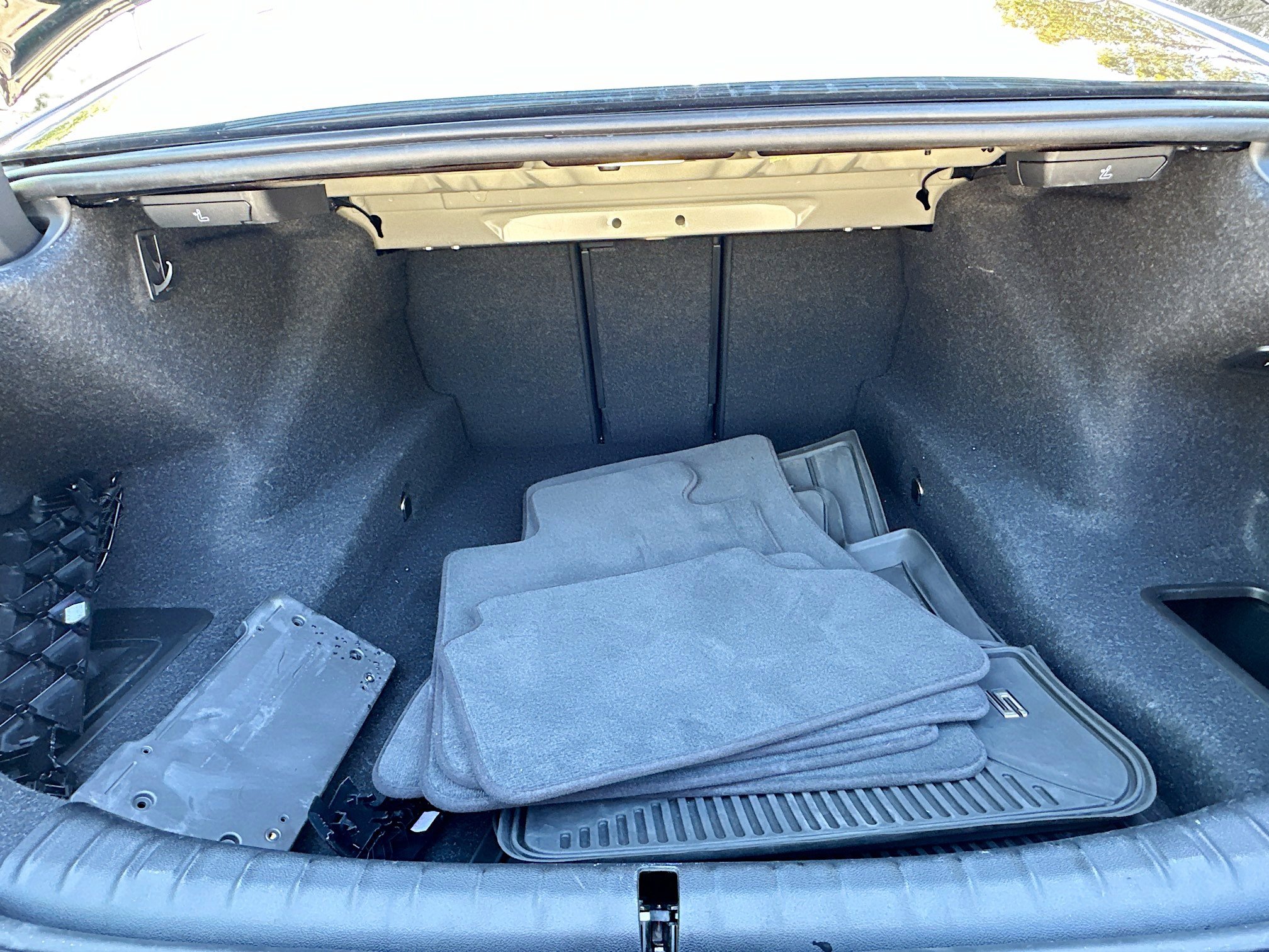 Certified 2023 BMW 540i w/ Premium Package image 28