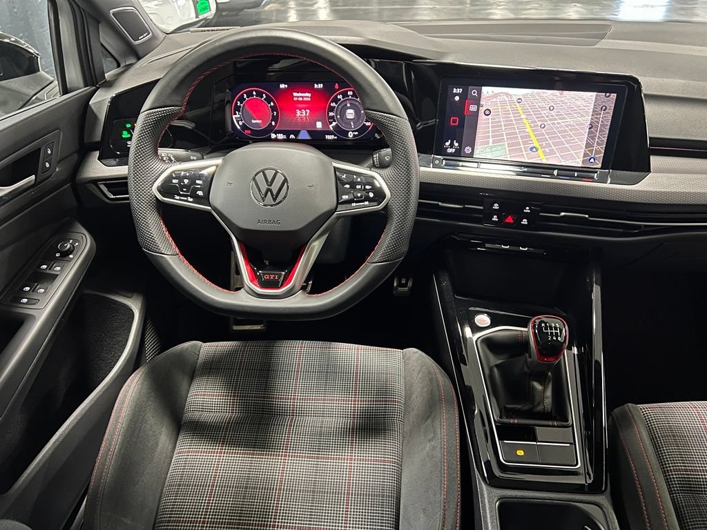 Used 2024 Volkswagen GTI SE FWD image 31