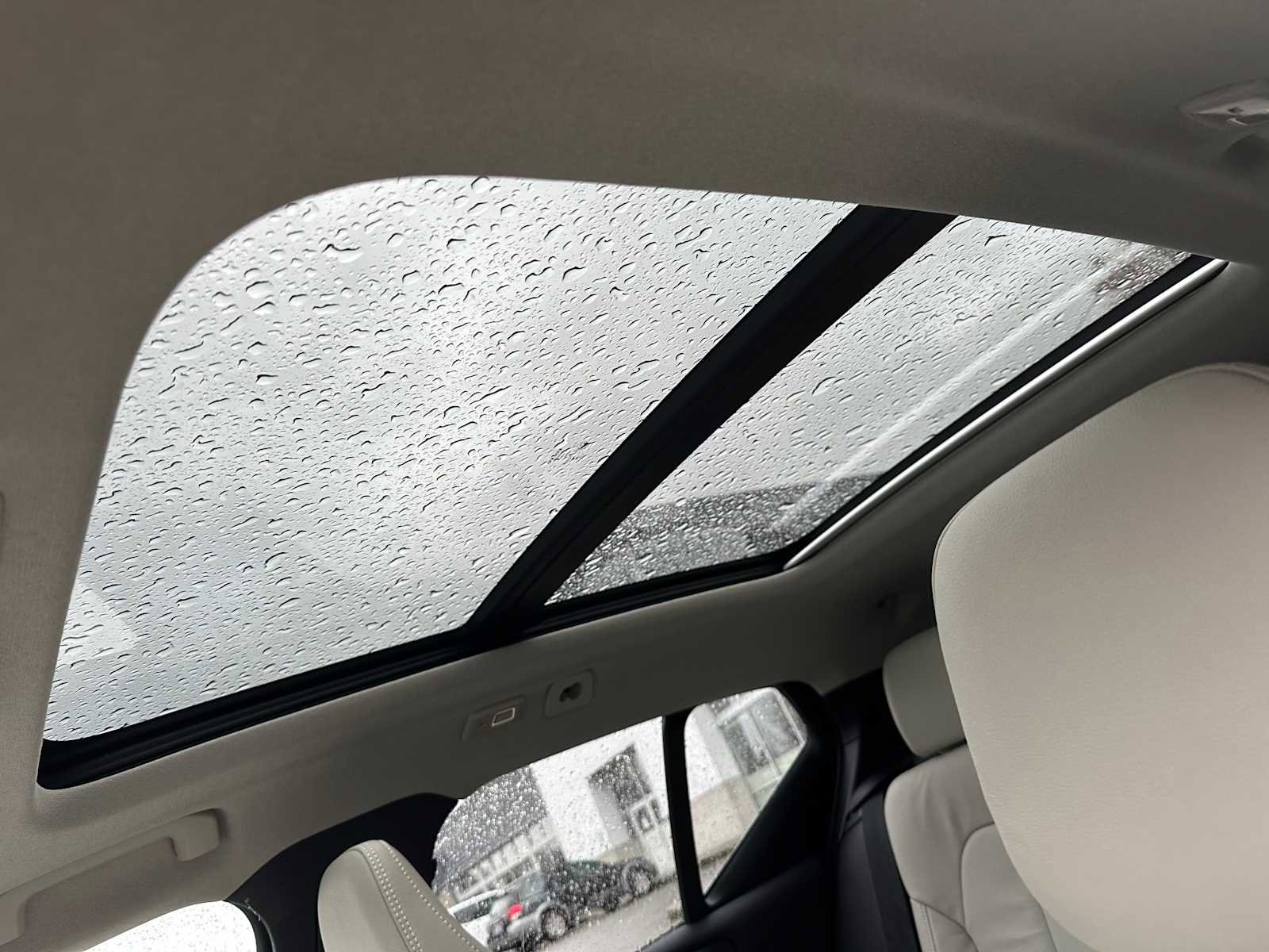 New 2026 Volvo XC40 B5 Ultra w/ Climate Package image 23