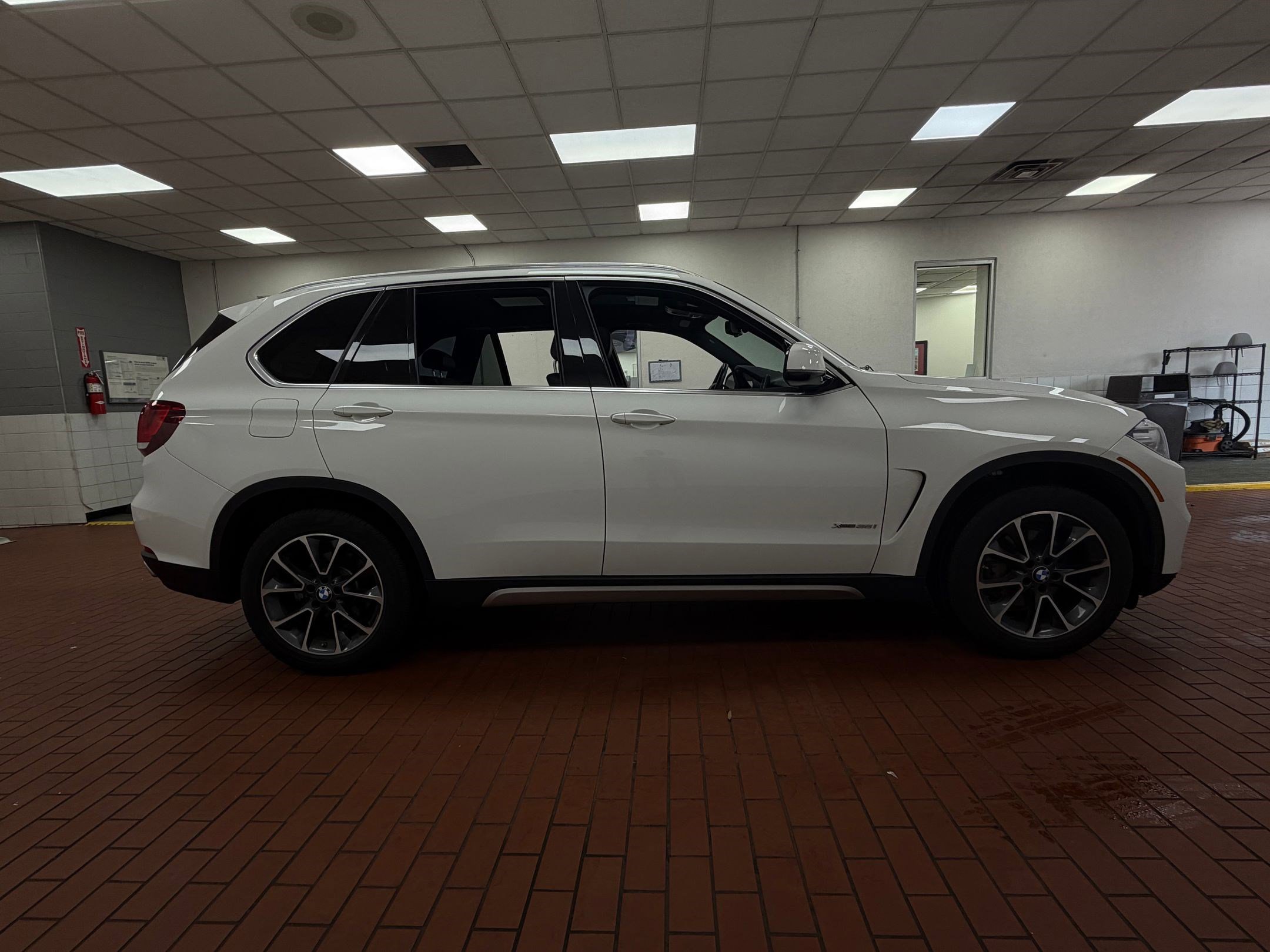 Used 2018 BMW X5 xDrive35i image 7