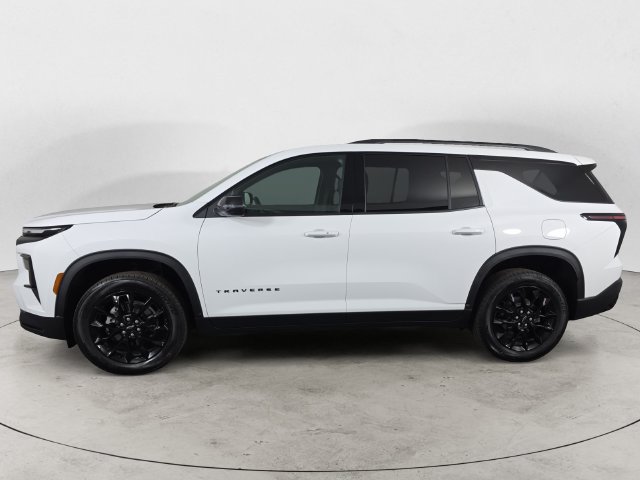 Used 2026 Chevrolet Traverse LT w/ Midnight/Sport Edition AWD/4WD image 8