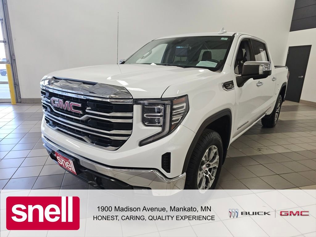 Used 2024 GMC Sierra 1500 SLT image 1