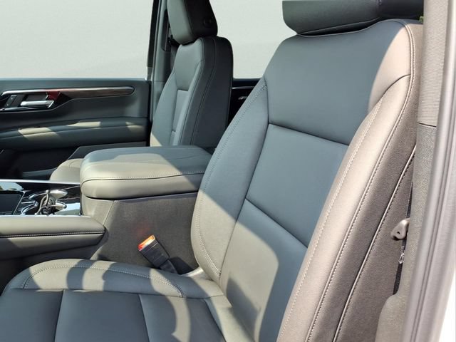 New 2026 Chevrolet Suburban LT w/ Comfort Package AWD/4WD image 18