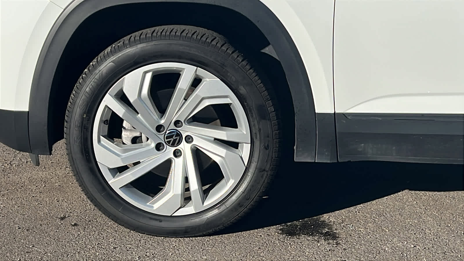 Used 2022 Volkswagen Atlas SE image 9