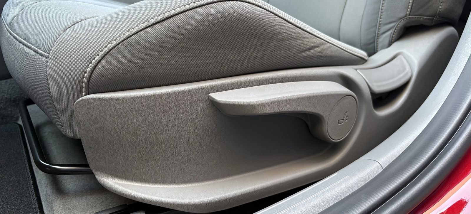 New 2025 Hyundai Elantra Sport image 23