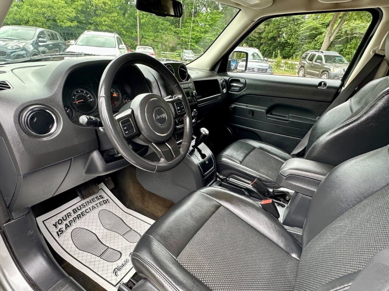 Used 2016 Jeep Patriot Sport FWD image 9