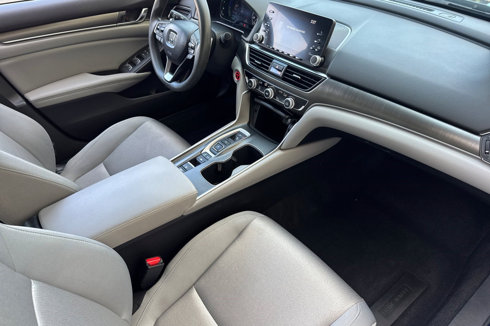 Used 2018 Honda Accord Hybrid image 33