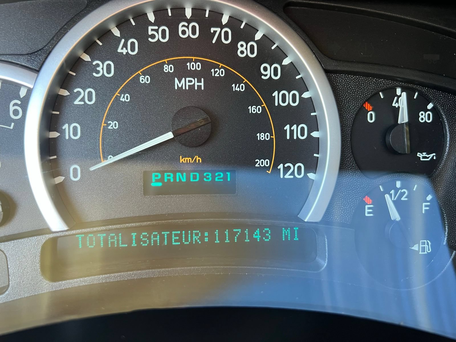 Used 2005 HUMMER H2 w/ Preferred Equipment Group AWD/4WD image 38