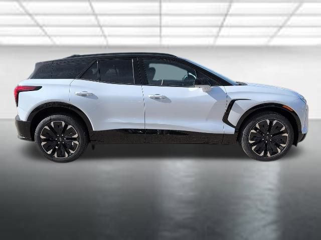New 2026 Chevrolet Blazer EV RS image 35