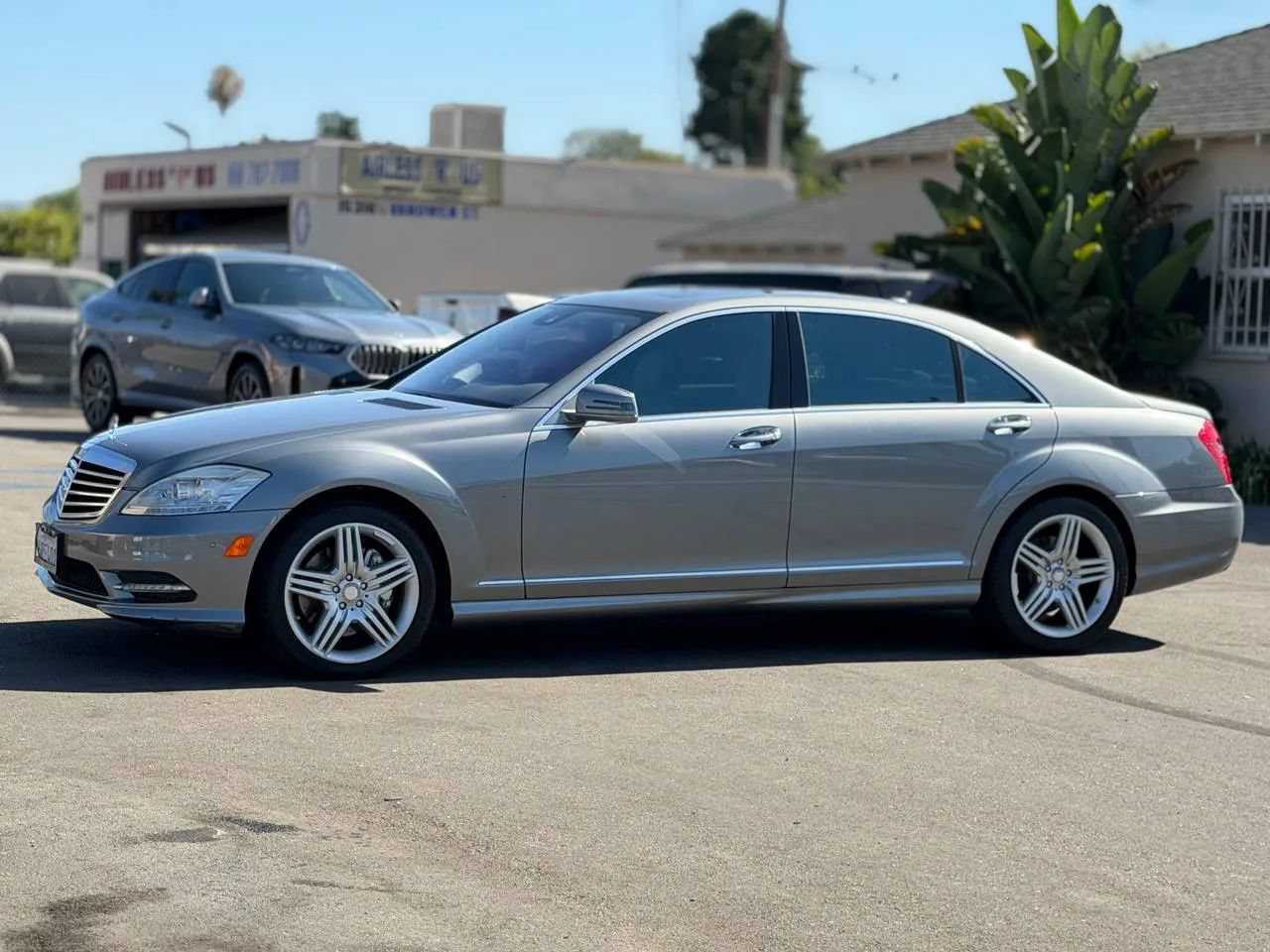 Used 2012 Mercedes-Benz S 550 image 6