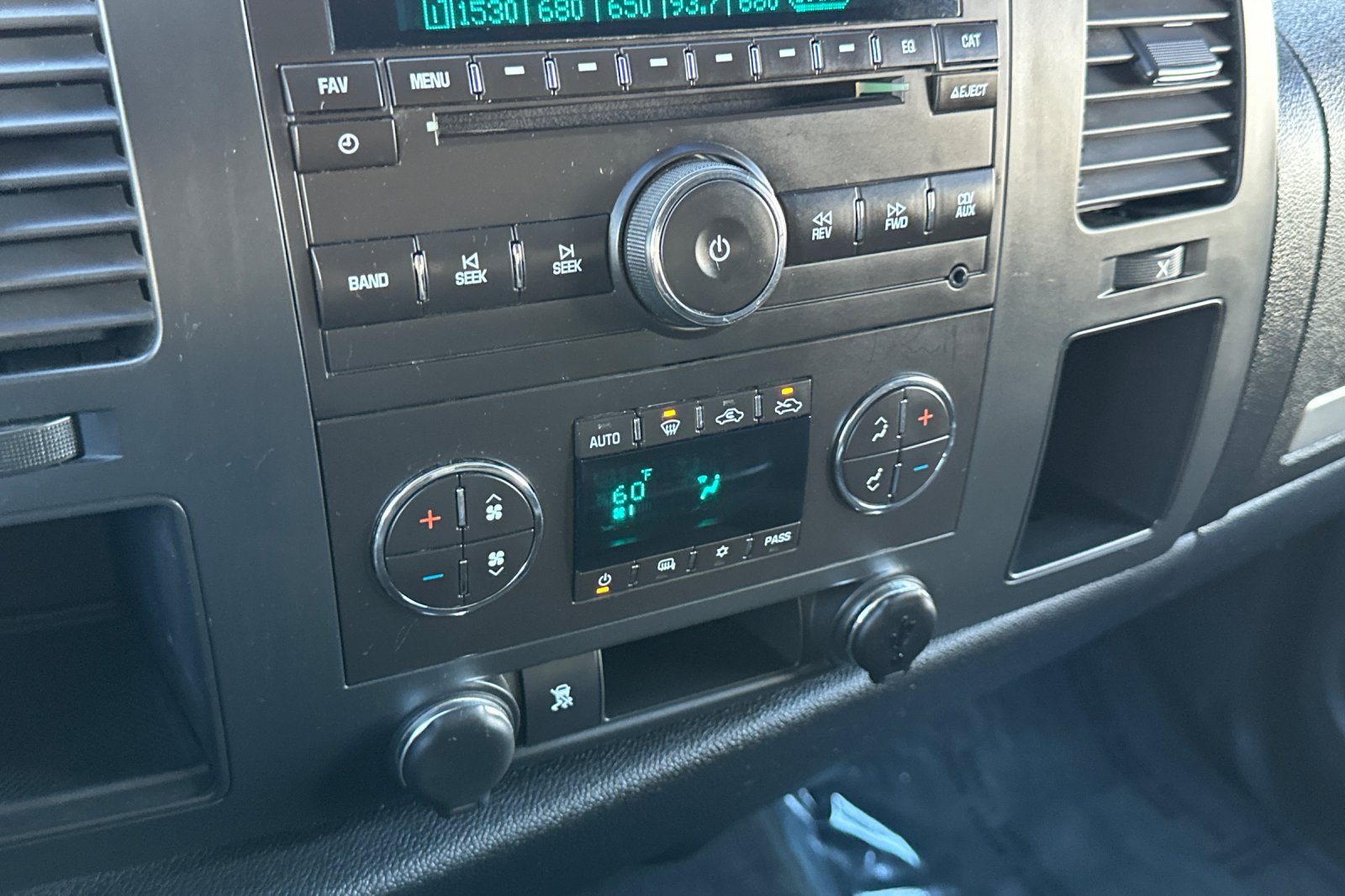 Used 2011 Chevrolet Silverado 1500 LT w/ All-Star Edition RWD image 29