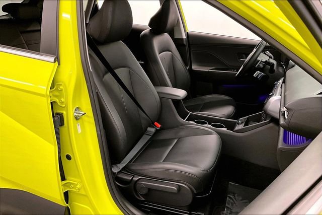 Used 2025 Hyundai Kona Limited FWD image 8