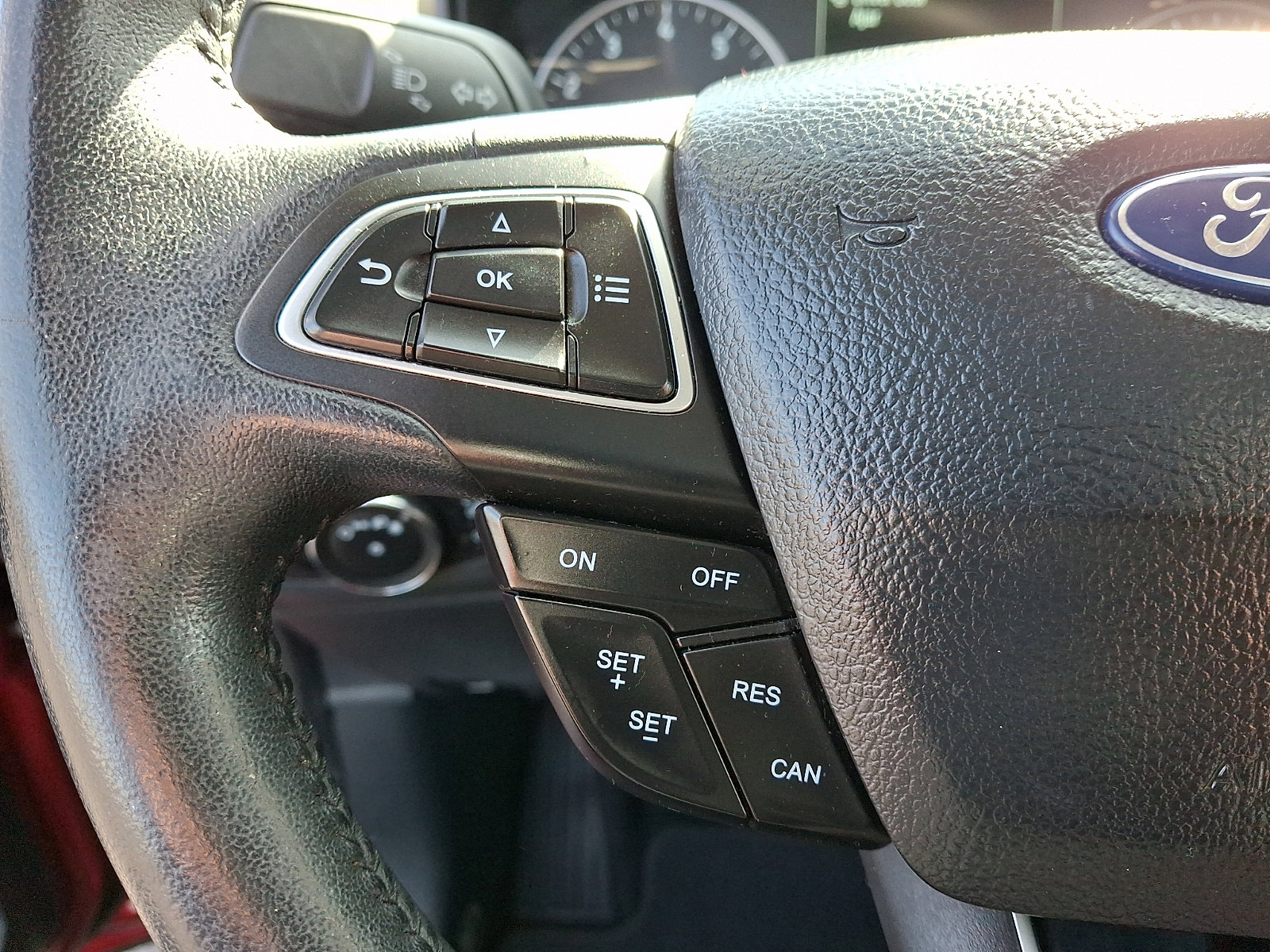 Used 2018 Ford EcoSport SE w/ SE Convenience Package image 23