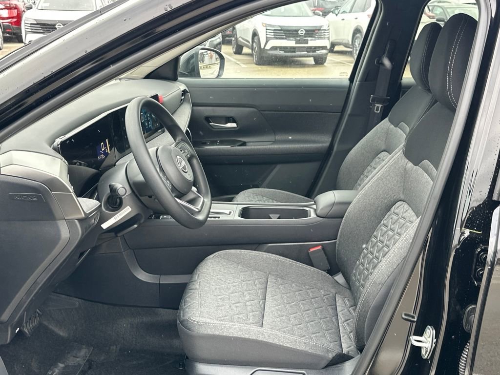 New 2026 Nissan Kicks SV w/ Cold Weather Package image 9