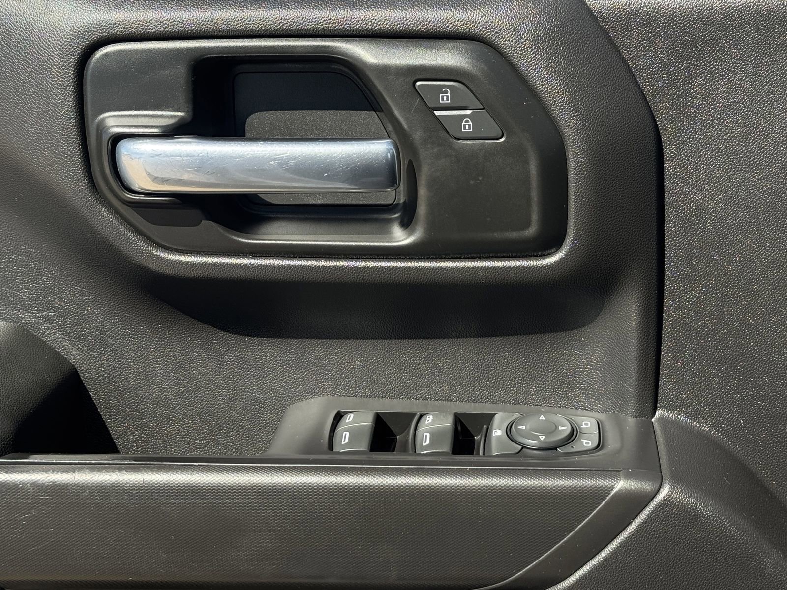 Used 2020 Chevrolet Silverado 1500 Custom Trail Boss w/ Custom Convenience Package image 24