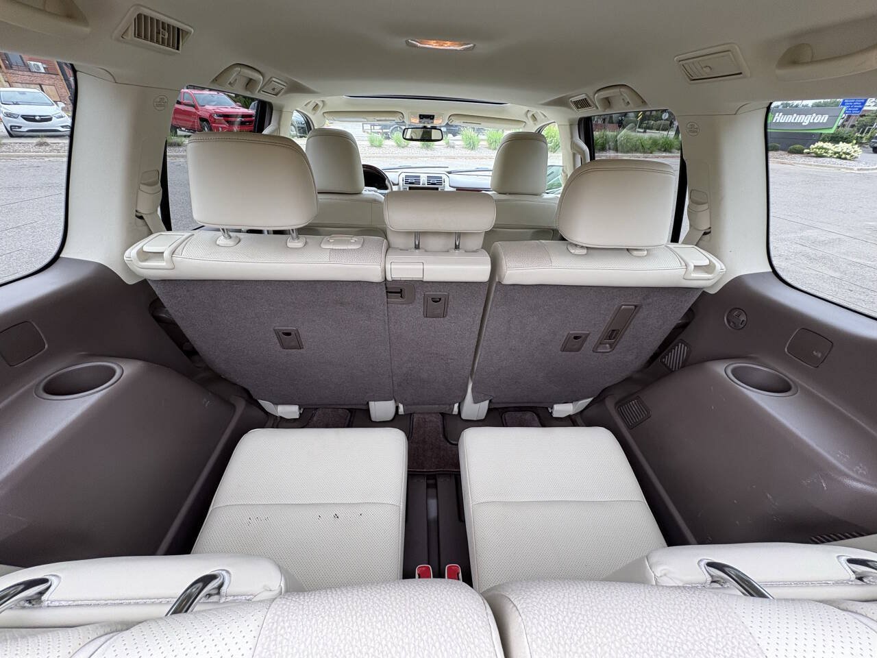 Used 2014 Lexus GX 460 w/ Premium Package AWD/4WD image 26