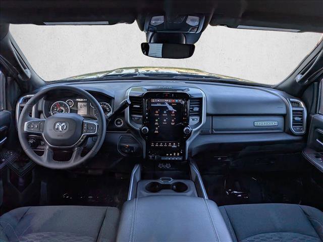 Used 2025 RAM 3500 Big Horn AWD/4WD image 17