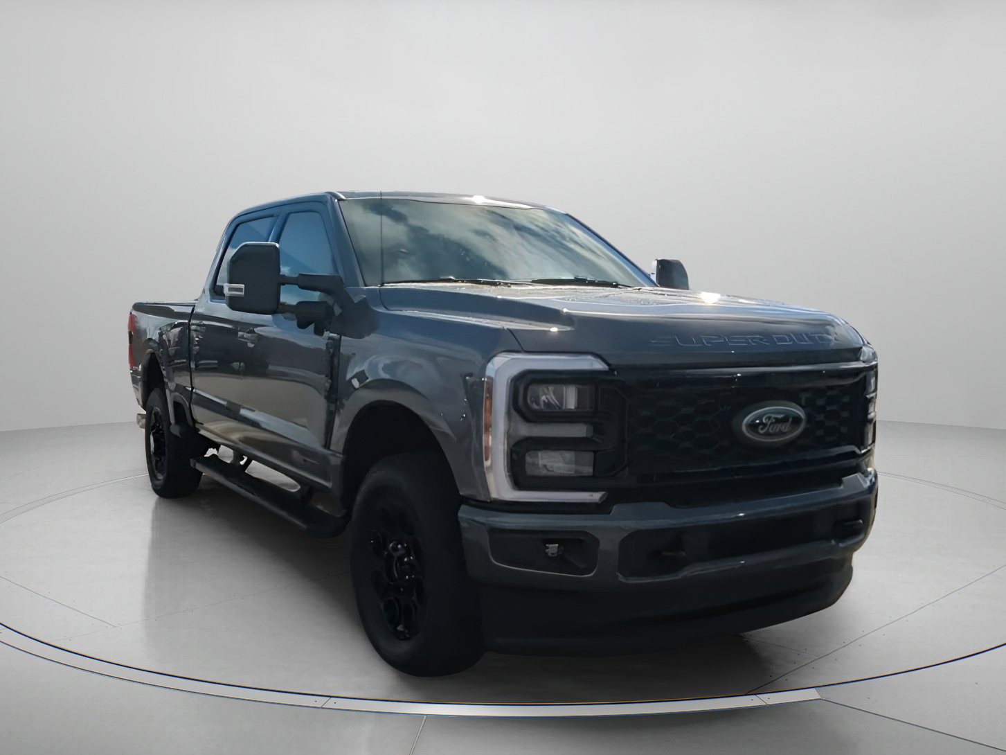 New 2026 Ford F250 Lariat w/ Black Appearance Package image 3