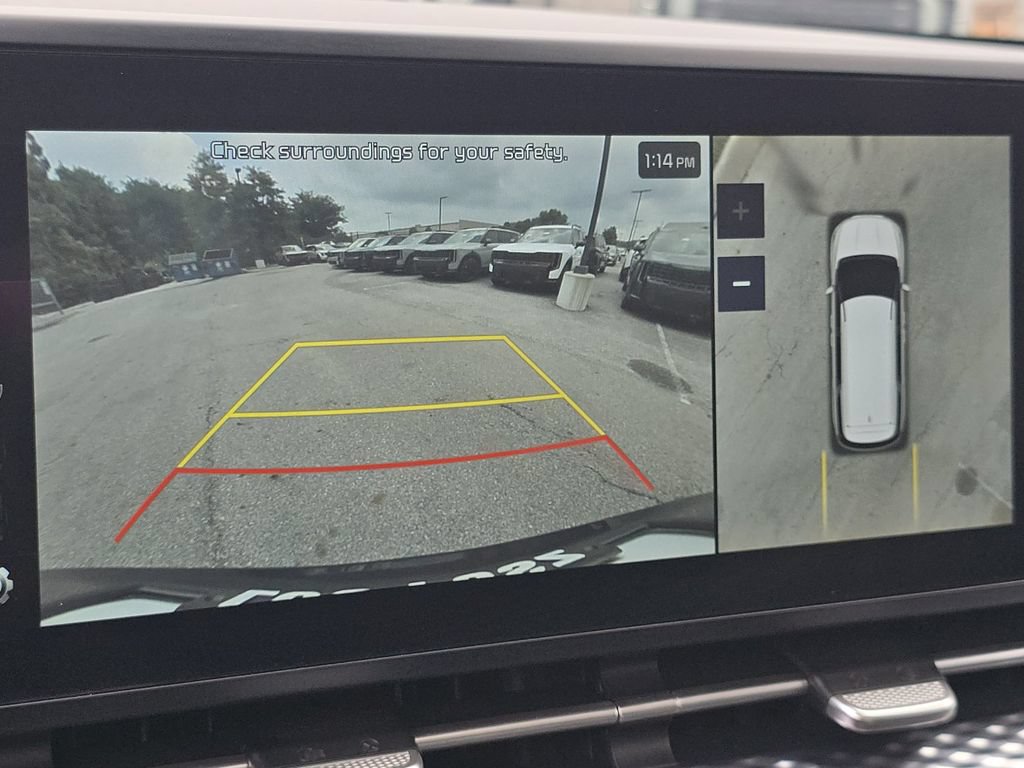 Used 2024 Kia Carnival SX Prestige FWD image 30
