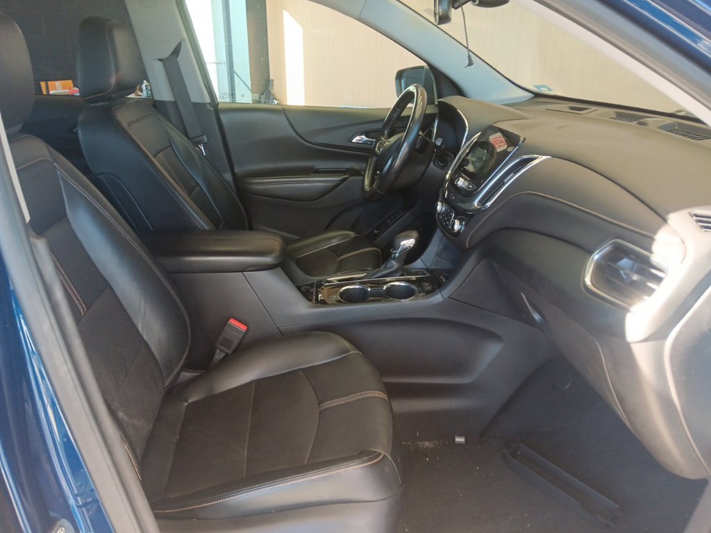 Used 2022 Chevrolet Equinox Premier AWD/4WD image 23