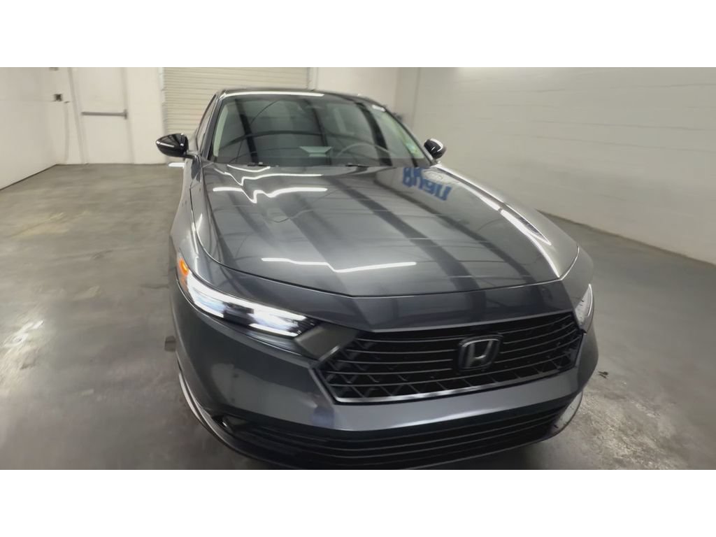 Used 2025 Honda Accord SE image 3
