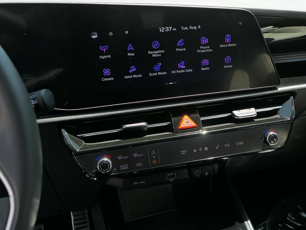 Used 2024 Kia Niro EX Touring FWD image 18