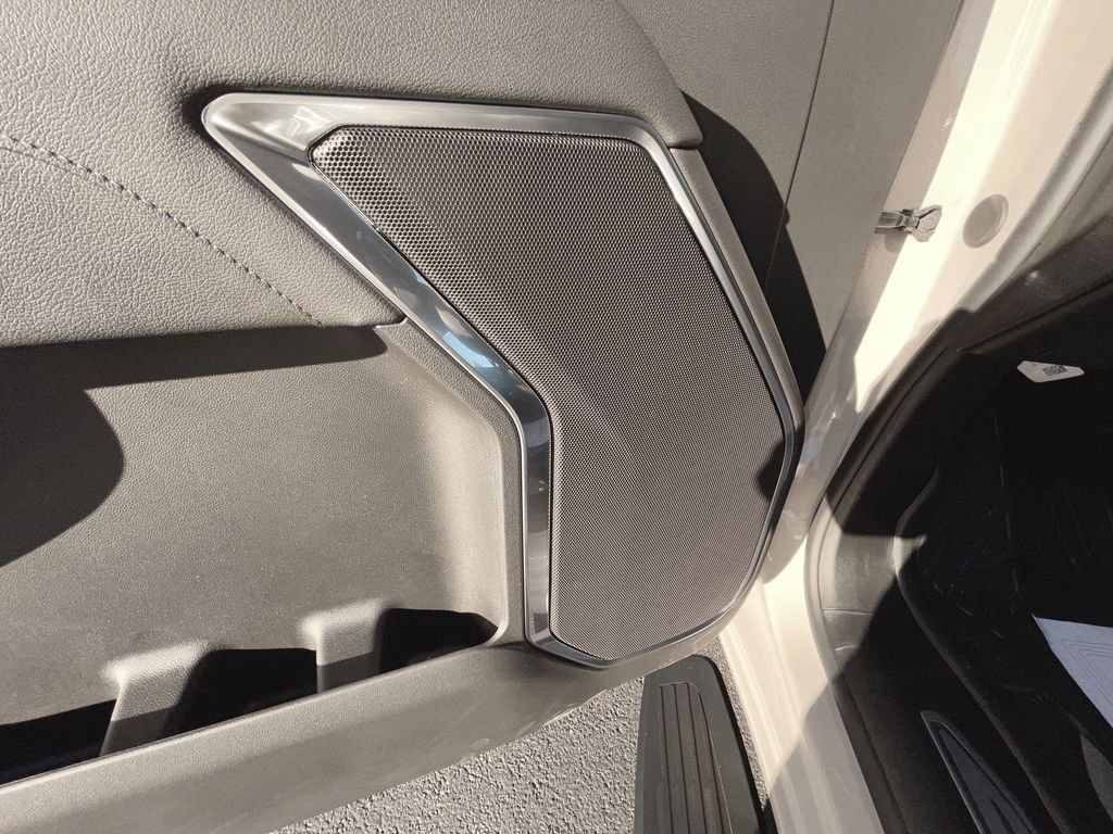 New 2026 GMC Sierra 3500 SLE w/ SLE Value Package image 31