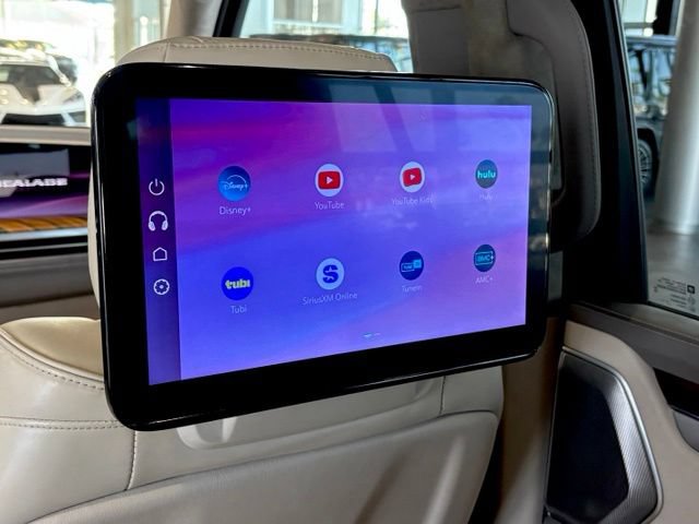Used 2025 Cadillac Escalade Sport Platinum AWD/4WD image 36